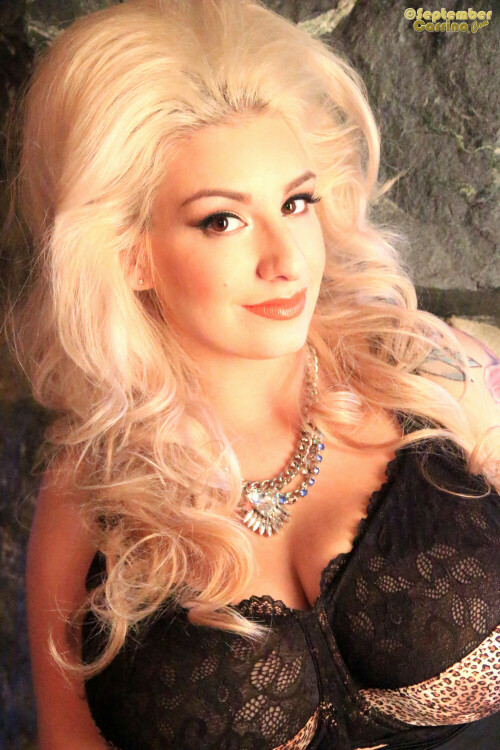 September Carrino jungle vixen bts set 1 015