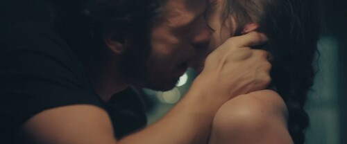 Shailene Woodley Endings Beginnings 3148