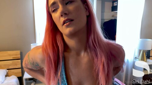 Siri Dahl Delivery in the Ass8