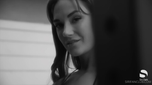 Siri Dahl Gym Tease6