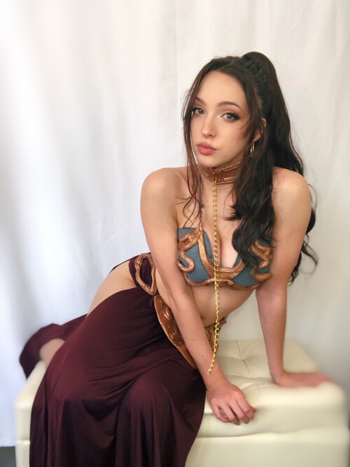 Slave Leia 12