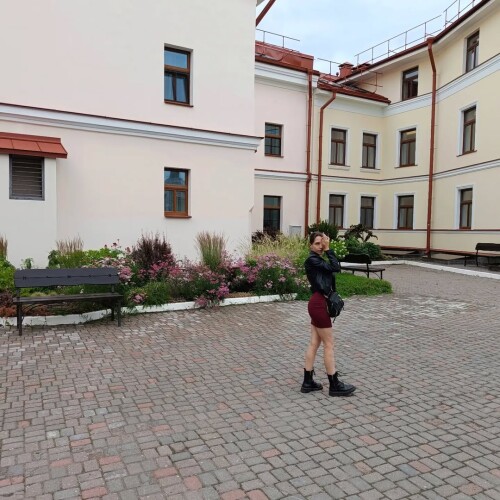 SlutDressASSCum241aa71a1d521fd83