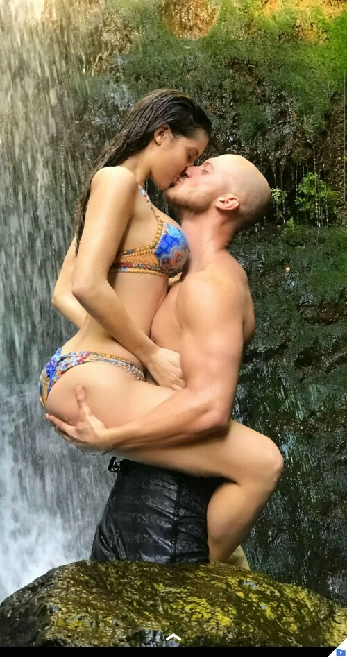 SmartSelect 20230217 224754 Snapchat