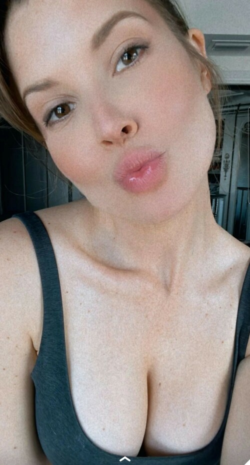 SmartSelect 20230301 022310 Snapchat