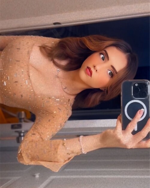 SnapInsta.to 471517854 18342859237176486 6312817296936046595 n8024ffbb71c7d76d