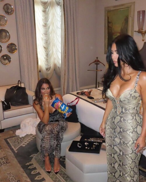 SnapInsta.to 513972222 18699859183060659 1635582847091977144 n35e2da9d7e9ecf7c