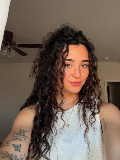 SnapInsta.to 526363410 18521902399002351 7129277600385736780 n2401a6314eb244a2