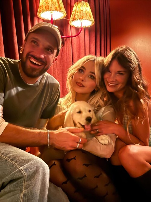 SnapInsta.to 542562973 18540991294009287 3248762048377702324 n2f8430b25864f8ec