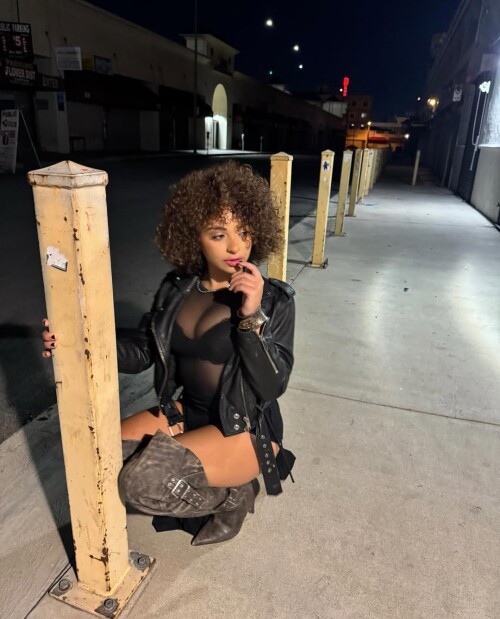 SnapInsta.to 566389519 18538644088009107 3540400734043774738 nbf2afad849bb3ea0