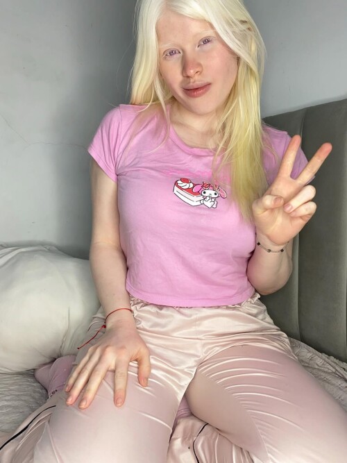 SnapInsta.to 573127735 17895352416343104 2957358185531010147 ne8c4cfad9e859e78