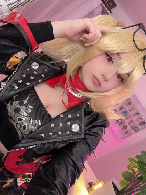 SnapTik-dot-Kim-59db48d52a92854566381e14b5fd7fe3