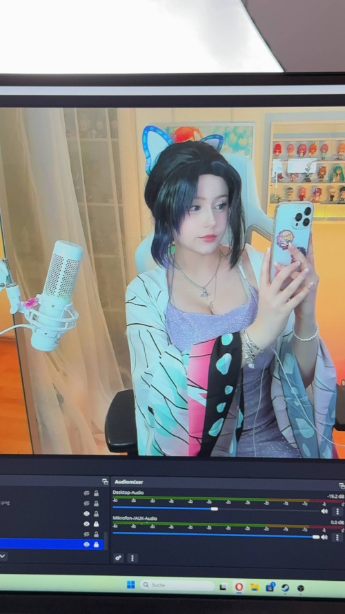 SnapTik-dot-Kim-87576f06b30b5ab8b0ebc22862af0565