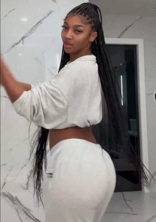 Snapshot 2943f2cdf5c4516353a5