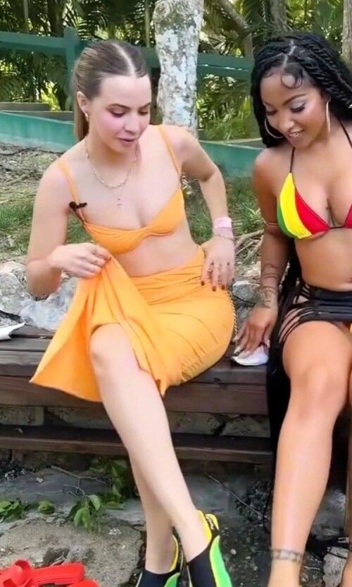 Snapshot 3771928a2d0fb462de5608f