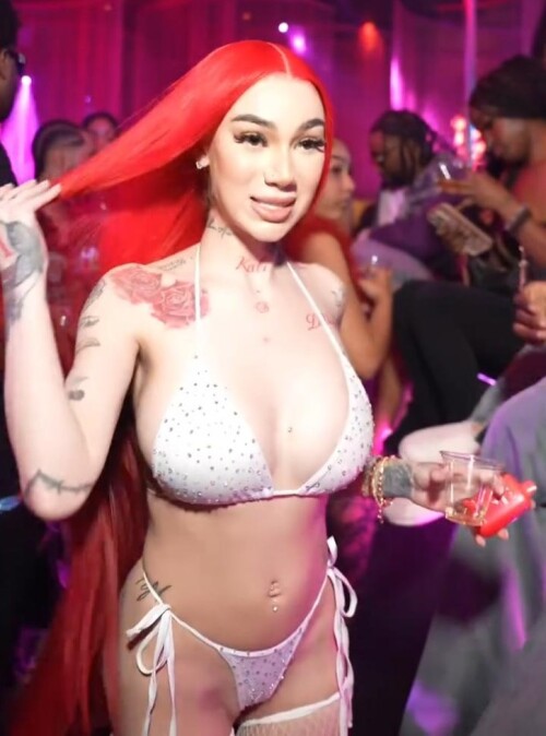 Snapshot 3772305613366a4e5cb4611