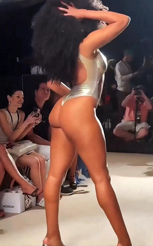 Snapshot 3772530c12d49ef5f01b5c8