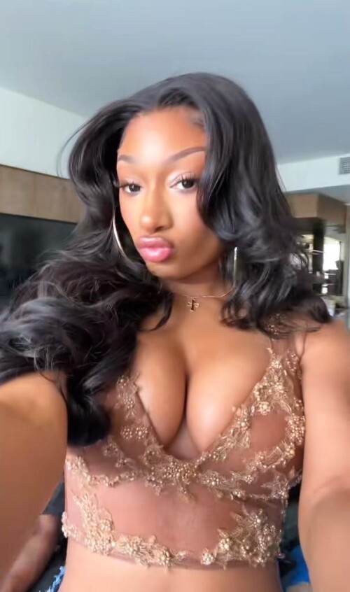 Snapshot 377552655b6bab4d29f93b4c