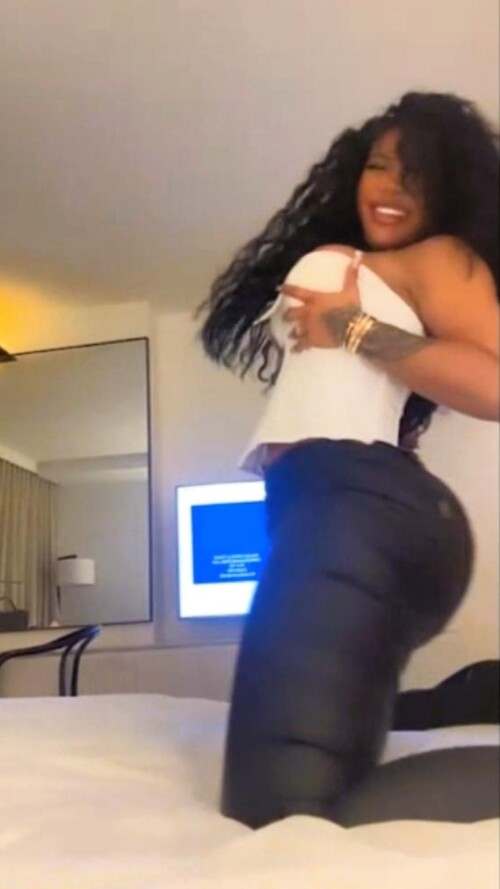 Snapshot 3840020d381c1dcae85bb