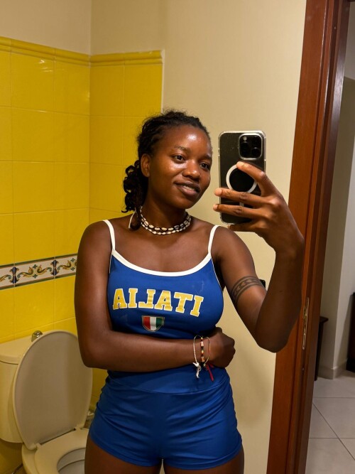 Snaptik.app 73980578717762061123dbba4a403a104838