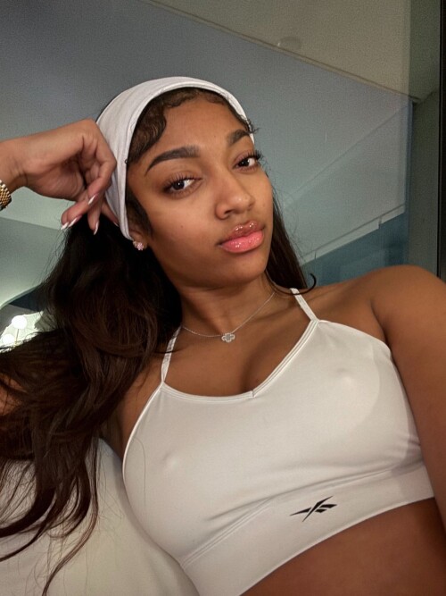 Snaptik.app 74050713739592860473ea4256a4e3f9b782