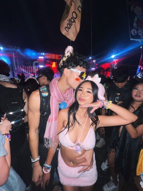 Snaptik.app 74306859720077673385fcc926b9da142a9b