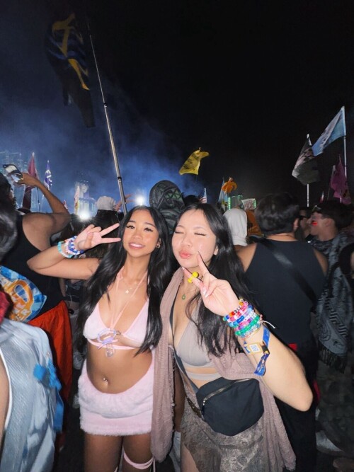 Snaptik.app 74306859720077673387e294cedf375f7392