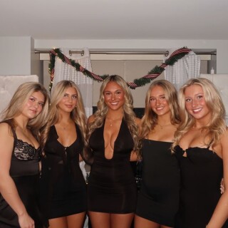 Snaptik.app_7448385672789888302330651048db30ae88d