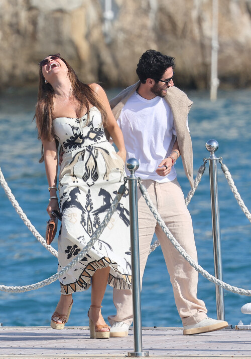 Sofia Vergara leaves the Eden Roc hotel with a friend during the Cannes Film Festival, Cap d'Antibes, France, 21 May 2025. Photo by ABACAPRESS.COM