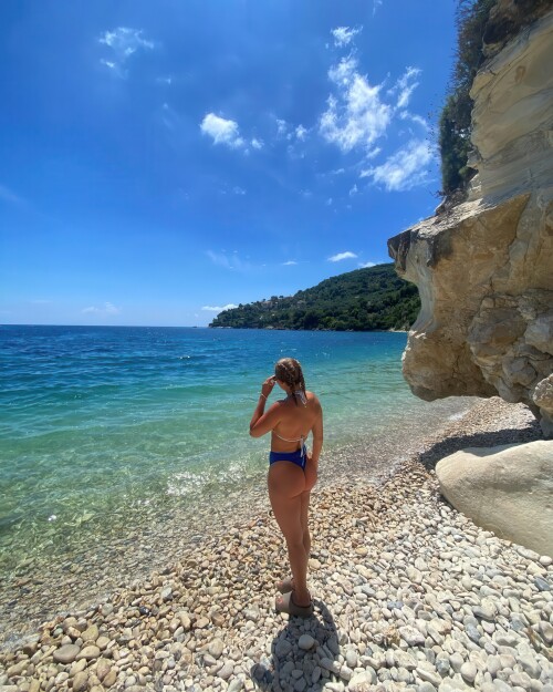 Sofie Lundin whitelubethong25022c66607c0977e