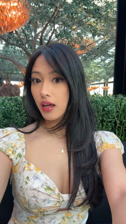 Solyptube Gabby Hua on Snapchat 105aec41d89dadf475