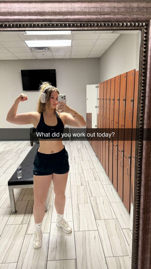 Solyptube Sondra Blust on Snapchat 5e472126bad5373fa