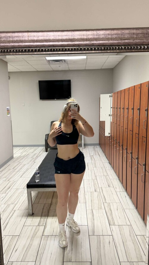 Solyptube Sondra Blust on Snapchat 6f0901dacfe6f09b9