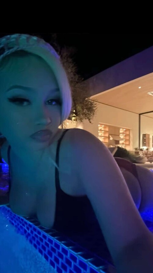 Solyptube View this Snap from Alabama Barker on Snapchata18a4ceab3acbcdd