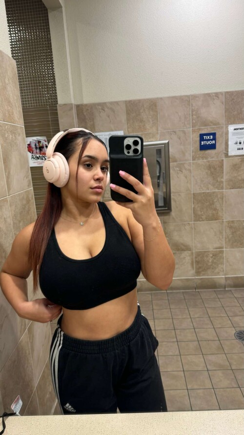 Solyptube View this Snap from Andrea Lopez on Snapchat 1a9193f5bde54bb0e