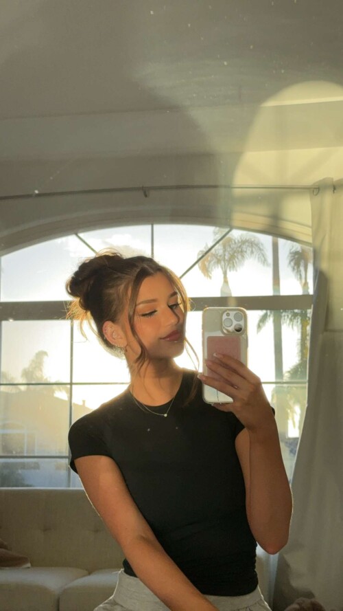 Solyptube View this Snap from Brooke Monk on Snapchat 2024 03 15T082722.269b8433a7fc85e51f5