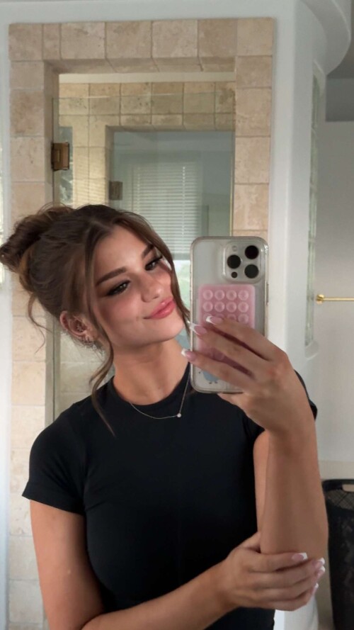 Solyptube View this Snap from Brooke Monk on Snapchat 2024 03 15T082736.4159df31304a005c158