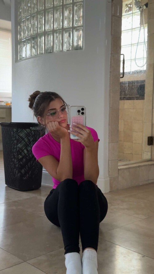 Solyptube View this Snap from Brooke Monk on Snapchat 368764f10f828c253f