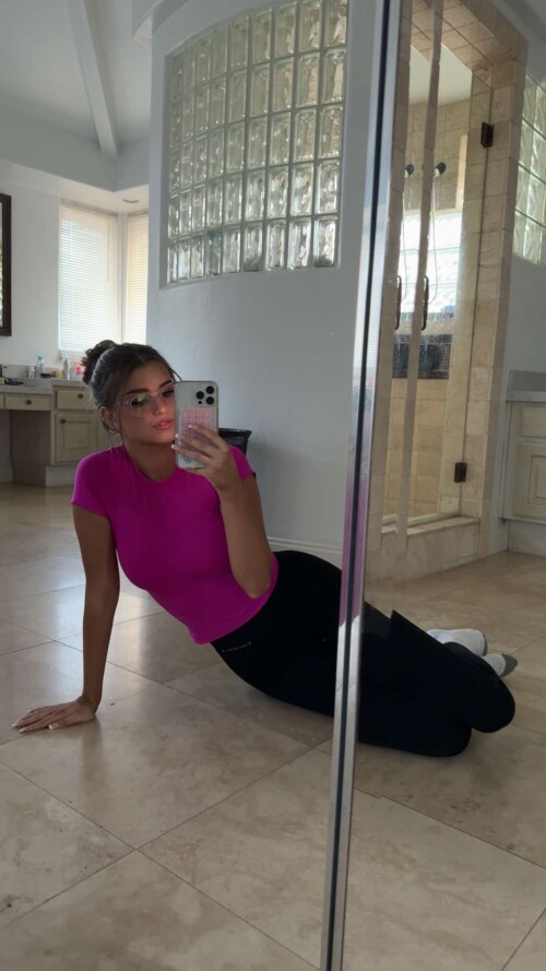 Solyptube View this Snap from Brooke Monk on Snapchat 374d80be2d61d59797