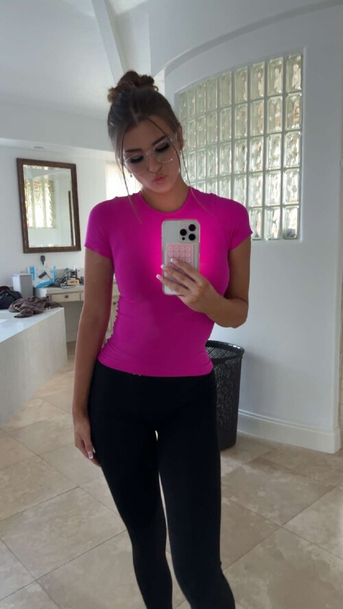 Solyptube View this Snap from Brooke Monk on Snapchat 38674632b720564c57