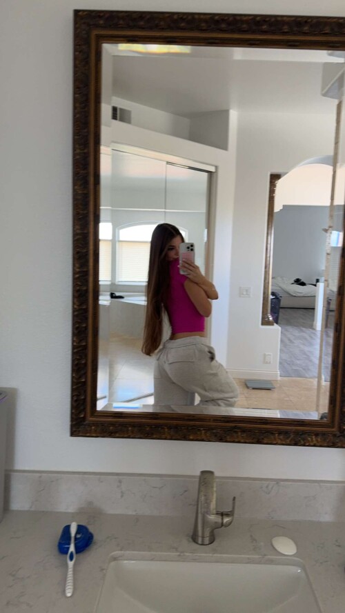 Solyptube View this Snap from Brooke Monk on Snapchat 4cb0a4b0f7a3c825d