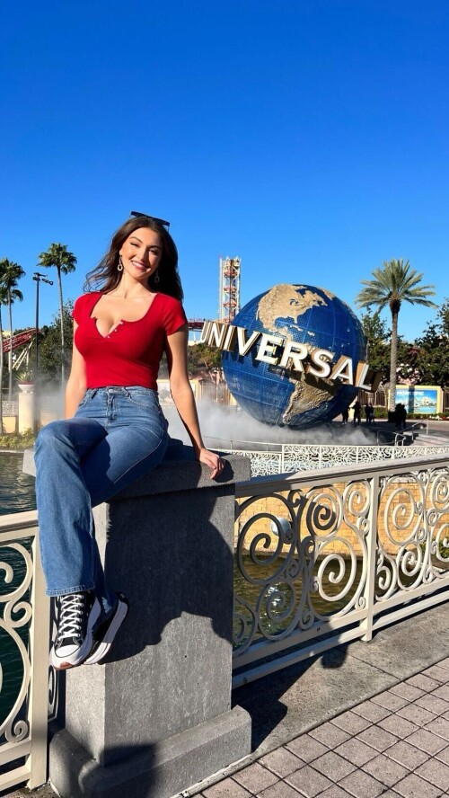 Solyptube View this Snap from Rachel Pizzolato on Snapchat 2dae27c73c5d7c87a93eea672a1563a3b