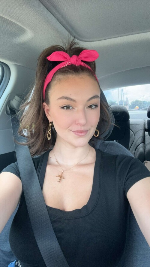 Solyptube View this Snap from Rachel Pizzolato on Snapchat 44938bc9b5625a14b