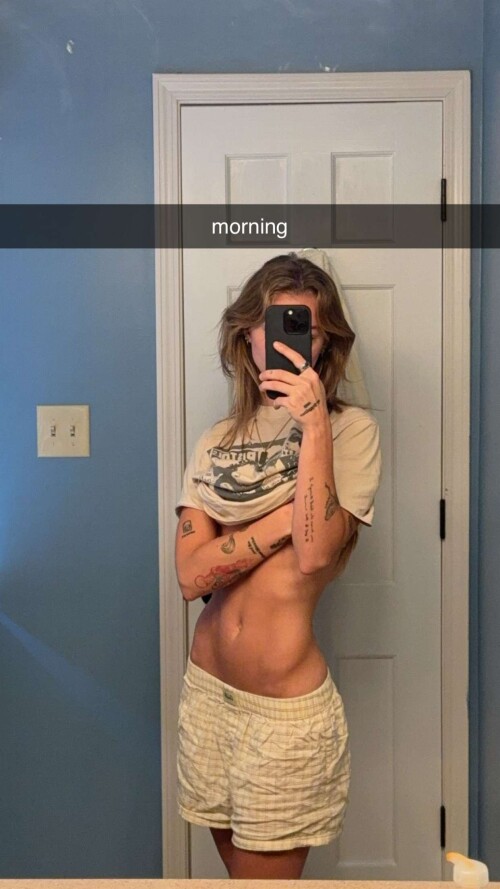 Solyptube View this Snap from anna on Snapchat0526761b89479ee151bd79dab33d30a0