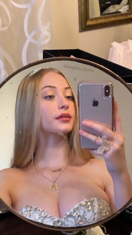 Sophia diamond EJjiAjMXsAAFeKF