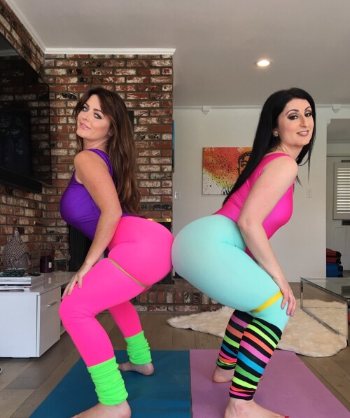 Sophie Dee 111fdc86587b53dbf15