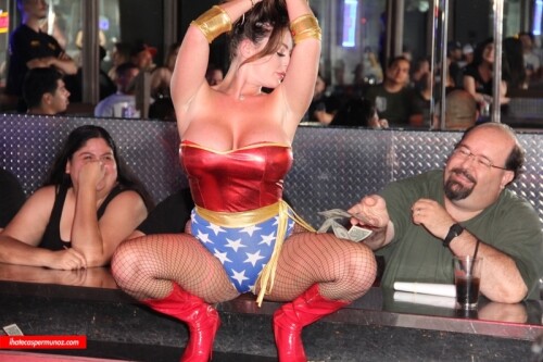 Sophie Dee 344ec368e4654f63796