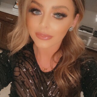 Sophie-Dee-34936e82ee025bc5809