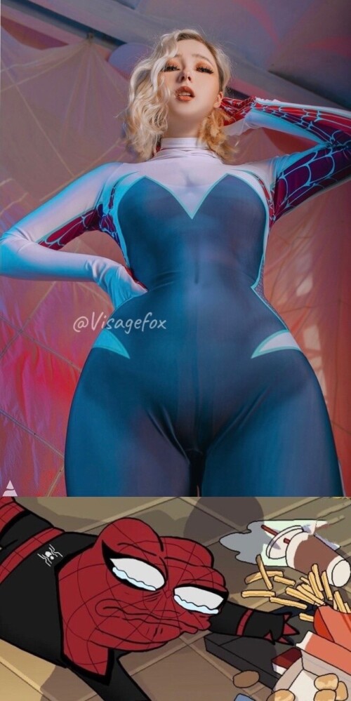 Spider Gwen 15956a9a9876ae636