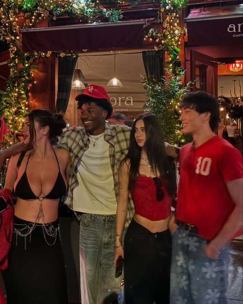 Squad-1681dae8f71f84ead