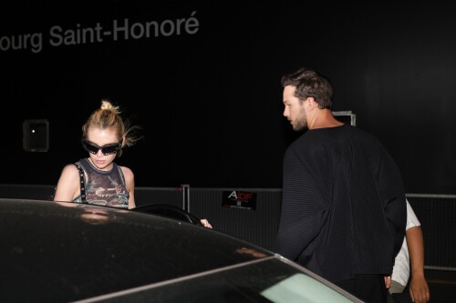 Stella Maxwell Departs the Costes Hotel in Paris 06252024 21 e5eab480c38dd69c